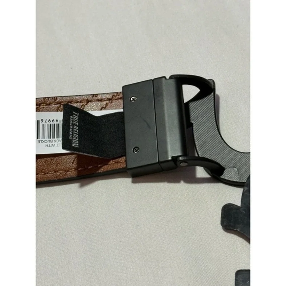 True Religion Reversible Horseshoe Buckle Belt Black/Tan Size 34 NWT